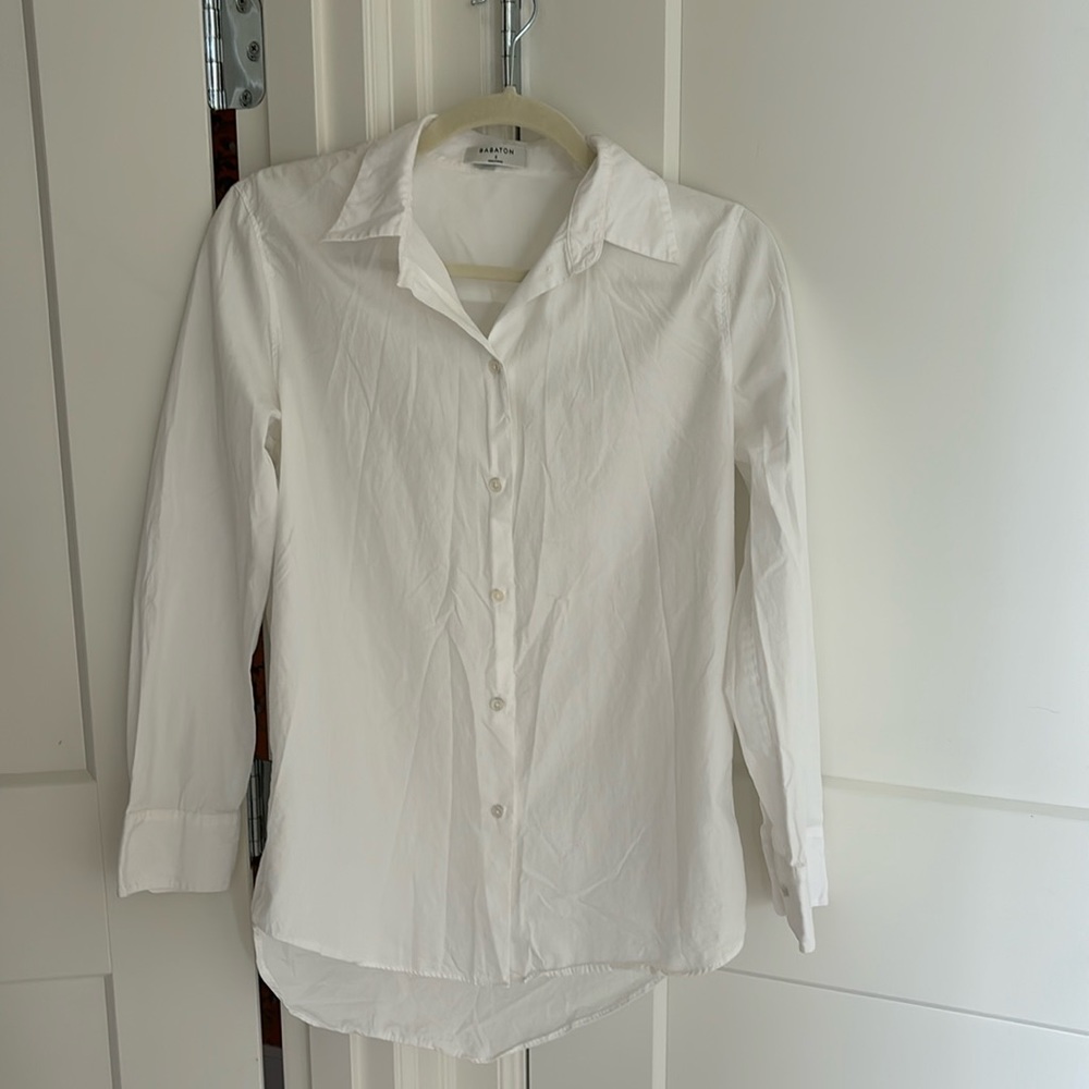 Aritzia white Button Down Shirt Sz S